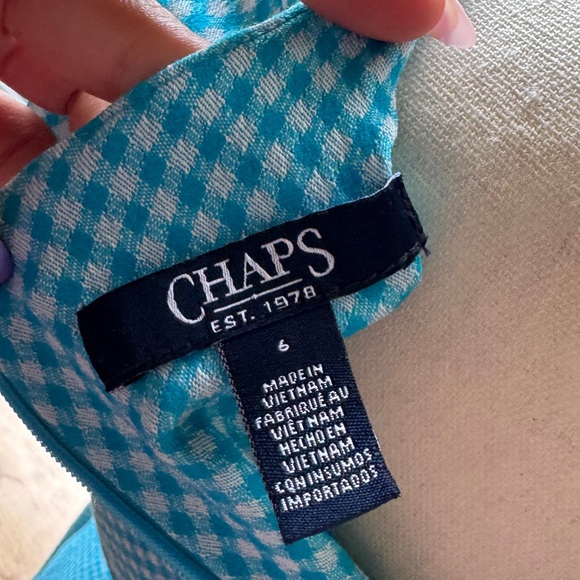 Elegant Blue Sleeveless Dress - Picture 3 of 4